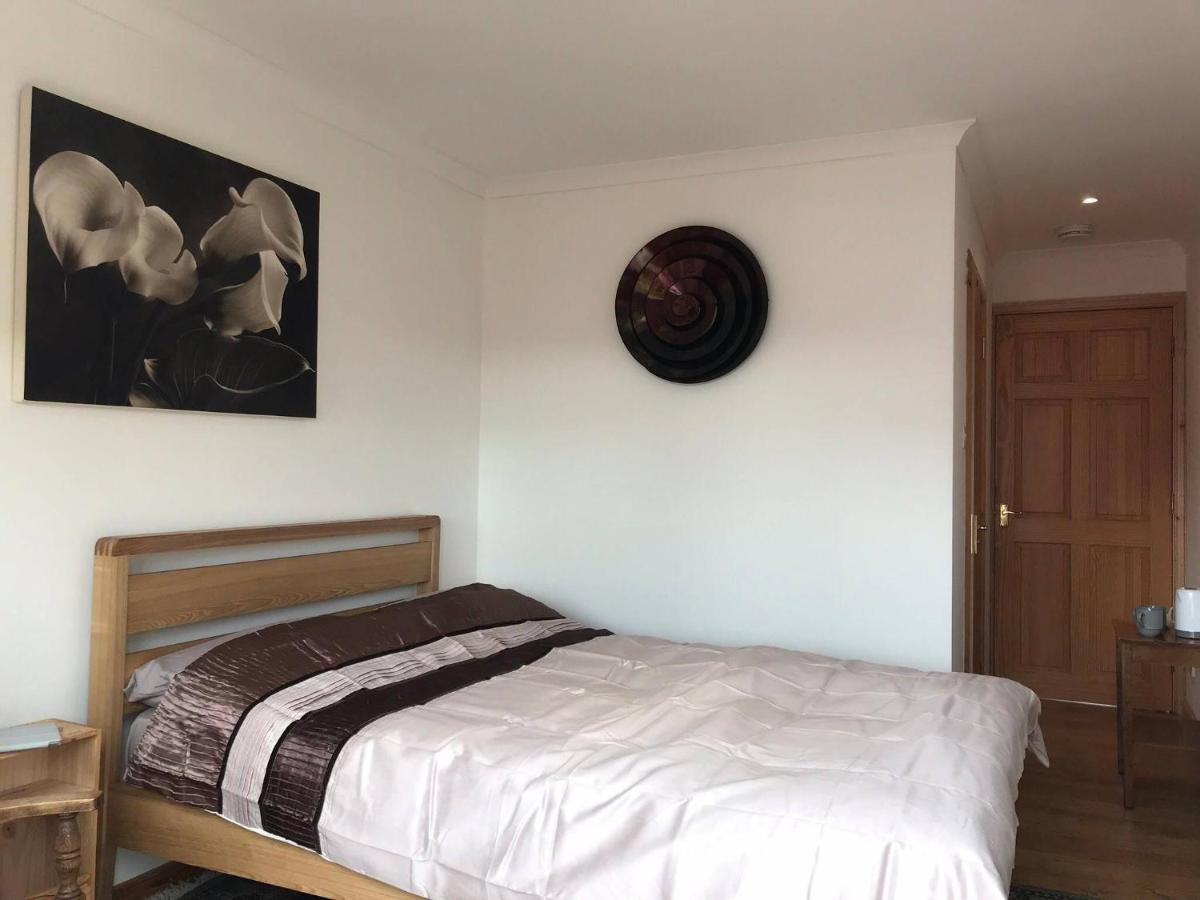 Exclusive Private Double Room, En-Suite Wet Room Private Entrance Forres Luaran gambar